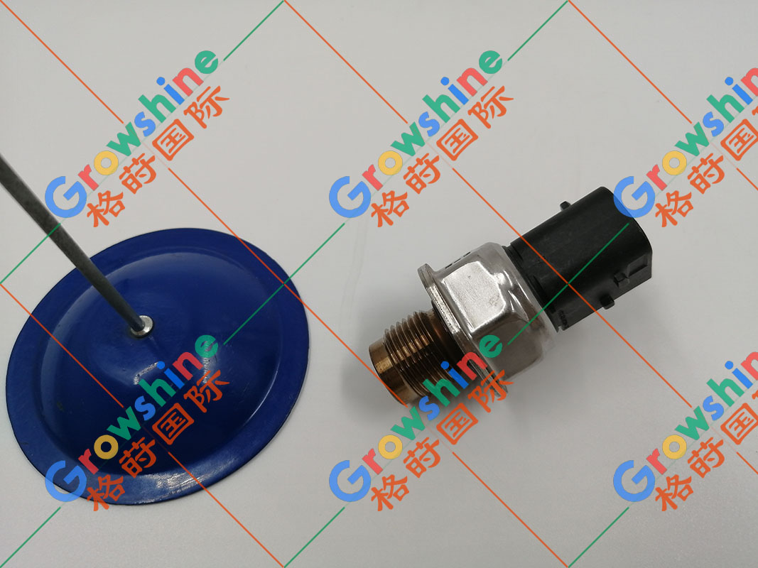 沃尔沃TAD870VE，TAD871VE，TAD872VE，TAD873VE共轨压力传感器21880678