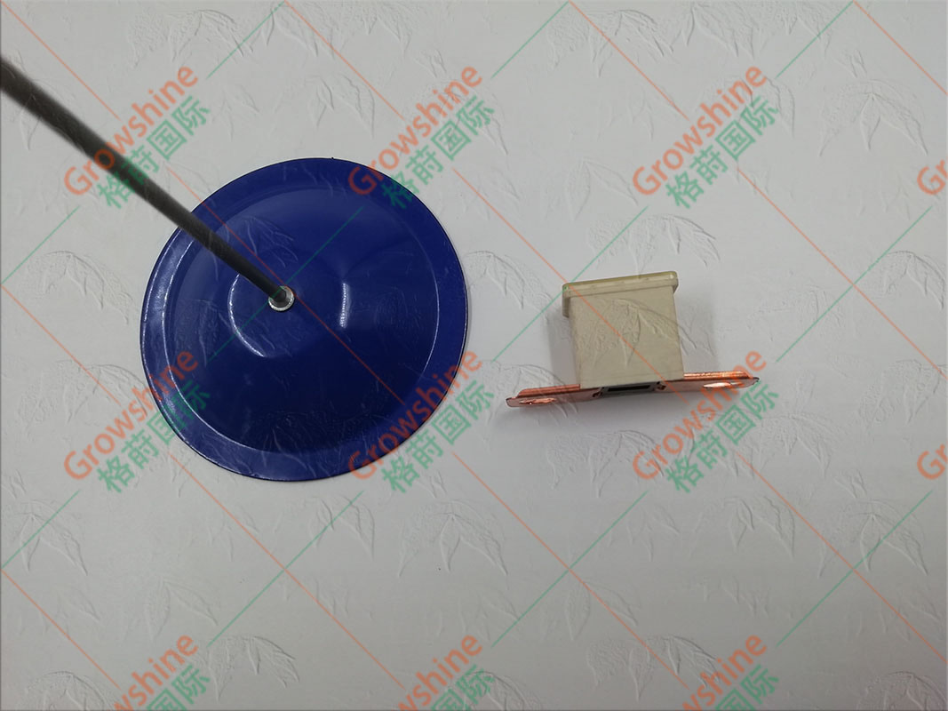 保险丝120A，32VDC