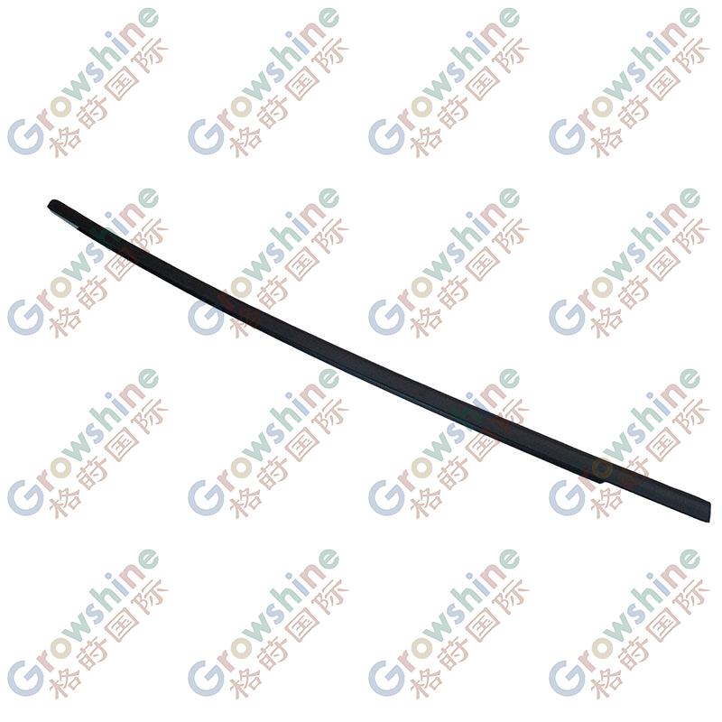 Factory Price  23546819  23546819  Front Door Glass Outer Pressure Strip RH (black) Baojun 530