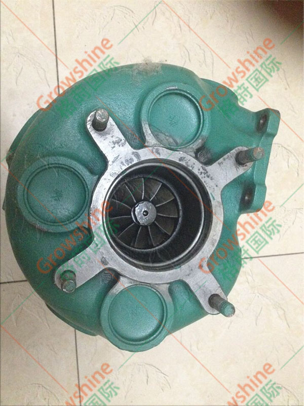 道依茨发动机BF6M1013E增压器04229605KZ，317759
