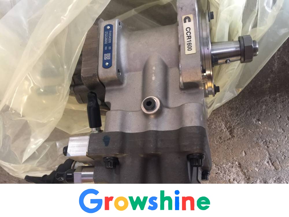 Cummins QSL fuel pump 4954200 XCMG rotary oil pump