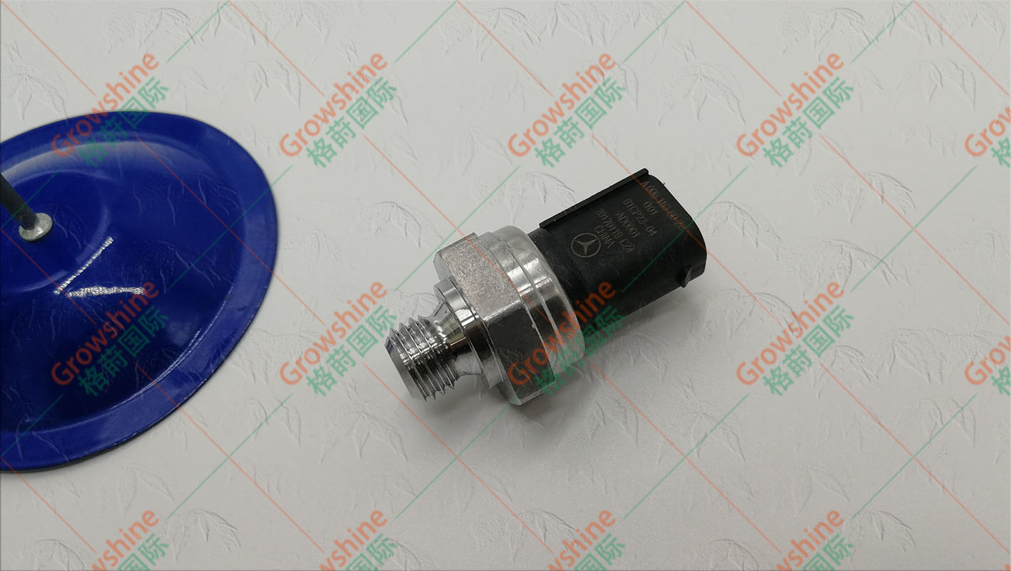 高质量奔驰奔驰Benz机油压力传感器A0041531428，A0071534328