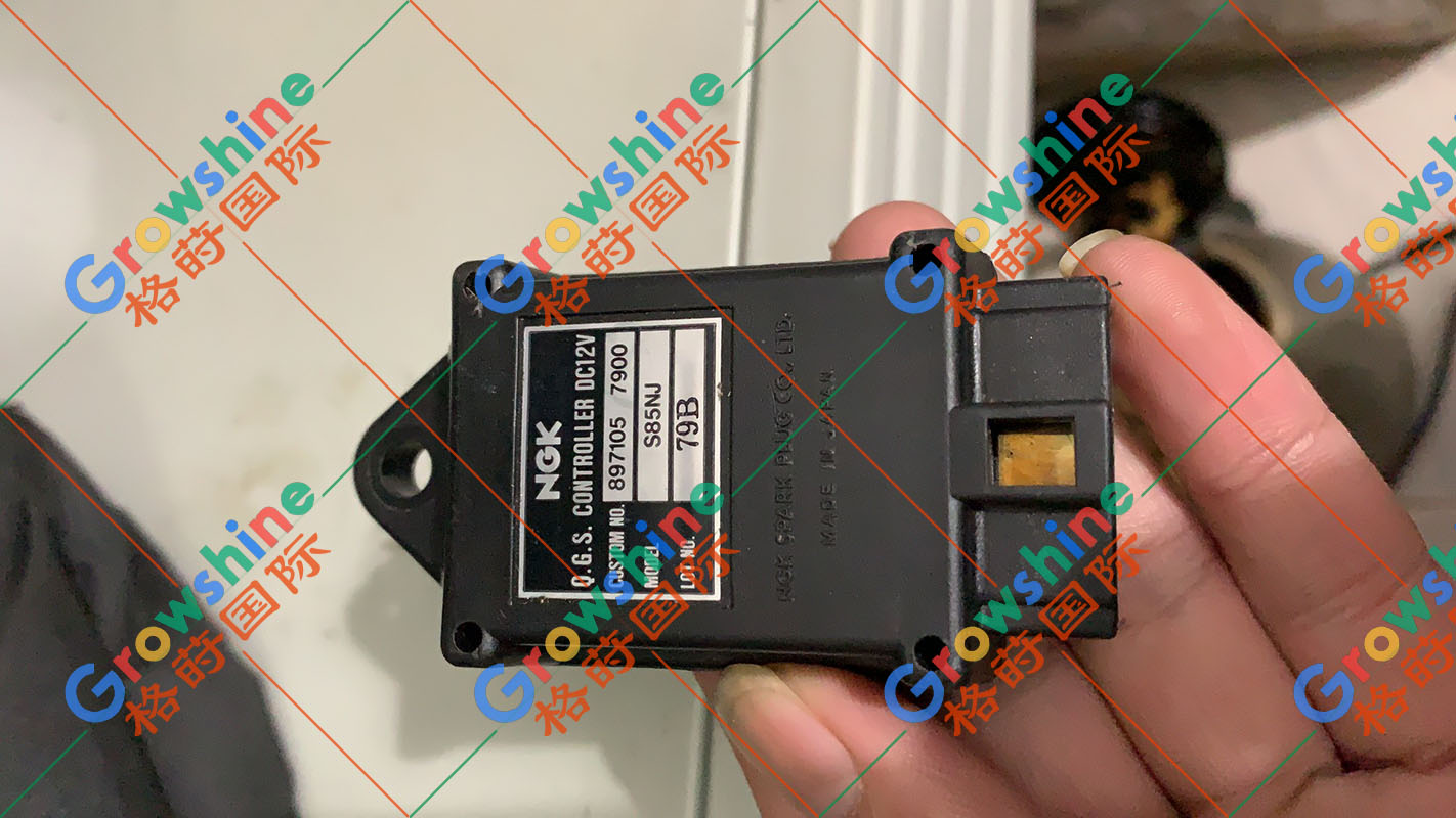五十铃发动机12V继电器8971057900，897105-7900，S85NJ
