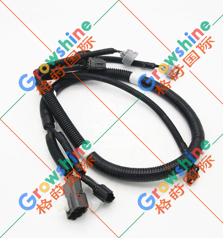 五十铃CXZ，CYZ的线束头灯1-82677628-3，1826776283