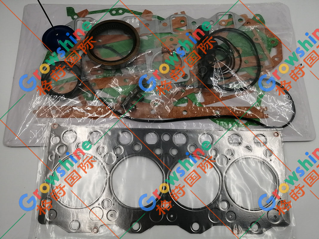 小松电喷发动机4D95大修包