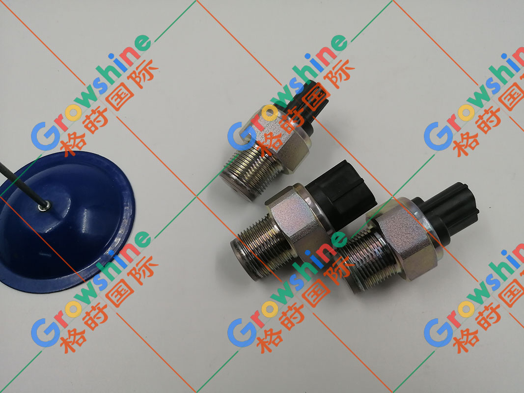 五十铃电喷发动机共轨压力传感器8981387360，499000-6310
