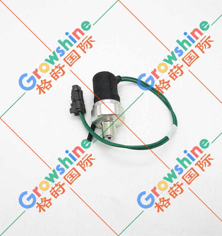 五十铃CXZ81，CXZ51刹车灯开关1824101761，1-82410176-1