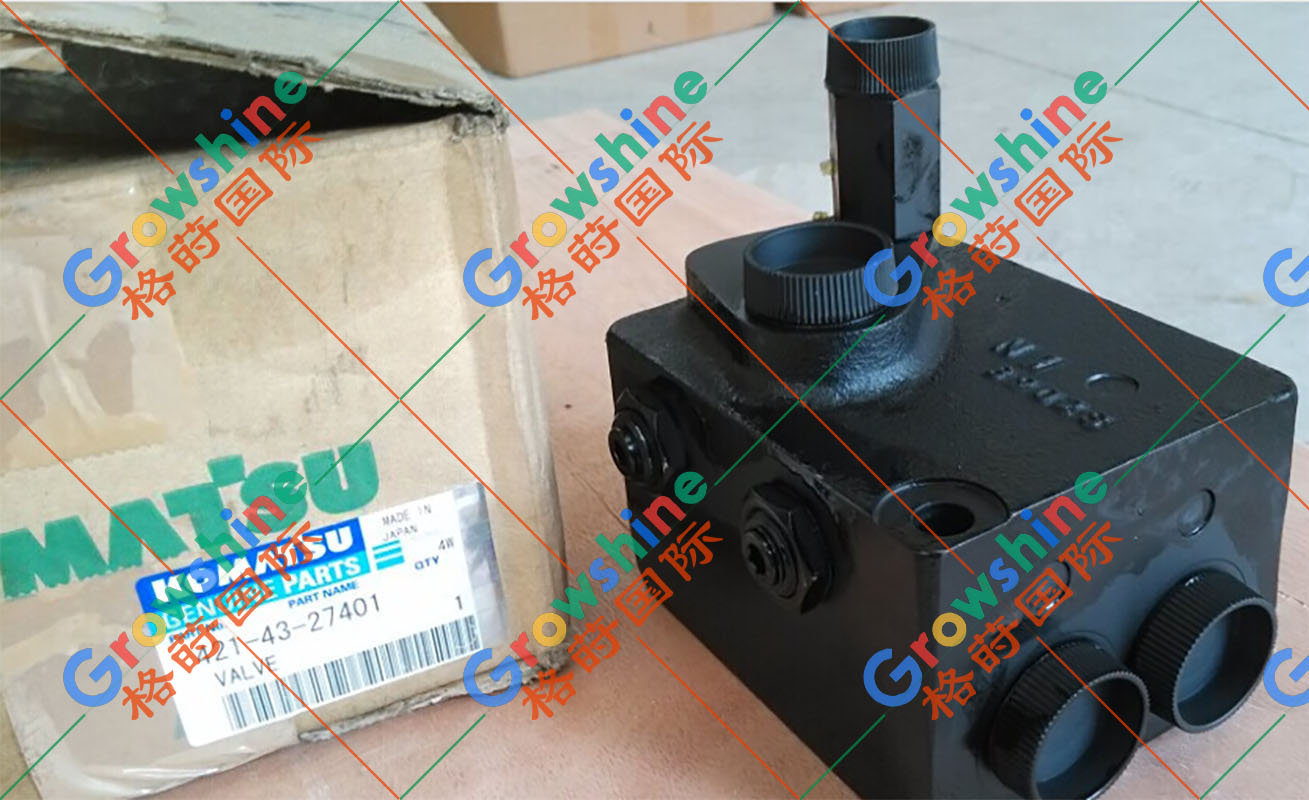 小松WA470-3，WA600-3蓄能器总成421-43-27401