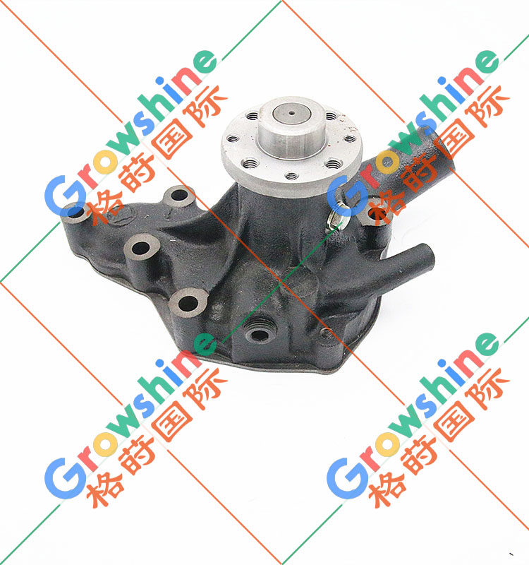 五十铃C240发动机水泵8973798050，8-97379805-0