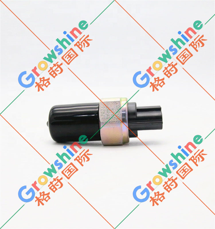 五十铃电喷发动机共轨压力传感器8983069000，898306-9000