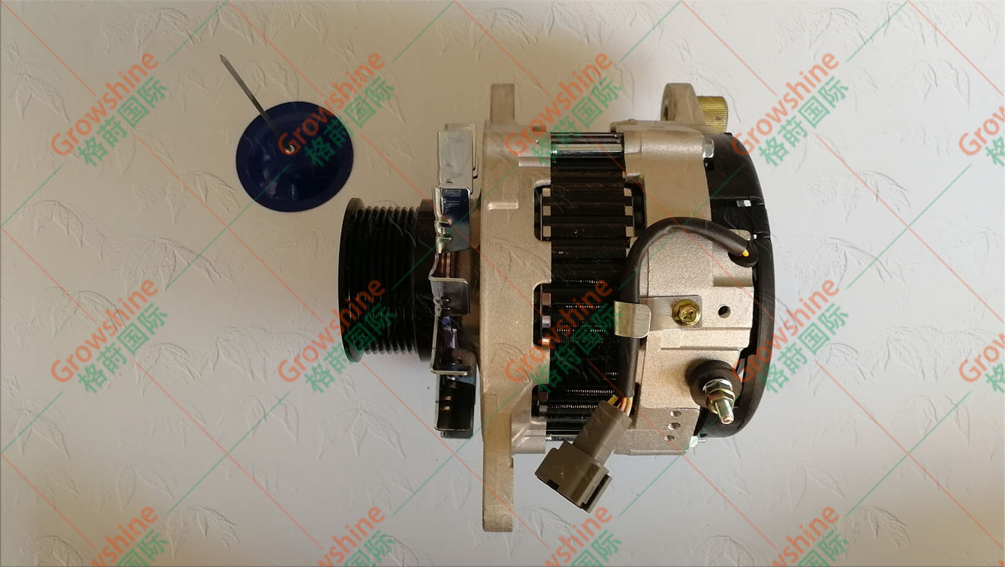 格莳国际 Growshine 尼桑 NISSAN RF8 发电机 工程机械 配件 零件号: RF8 发电机
