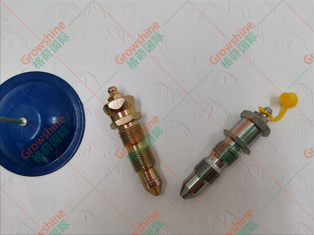 Growshine 供应 小松 KOMATSU PC200-8 挖掘机配件：涨紧油缸打链嘴