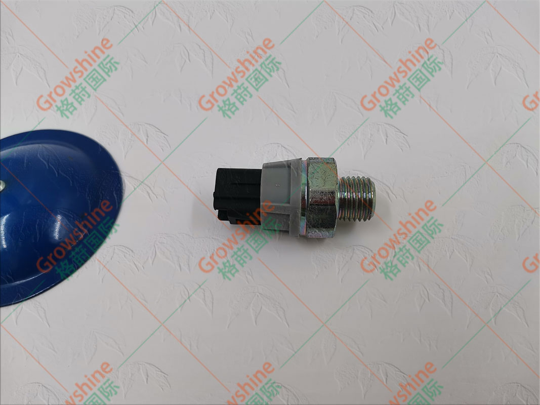 Growshine 神钢 Kobelco SK350LC-8, SK350-8 挖掘机机油压力传感器