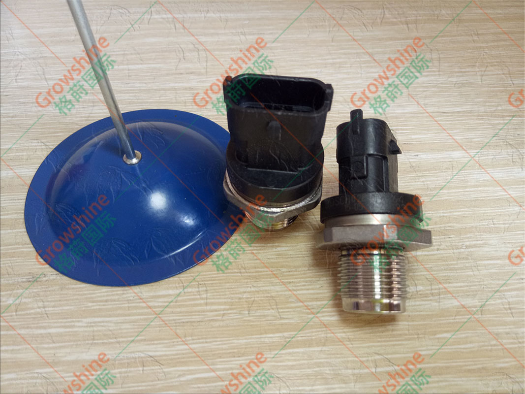 Growshine供应康明斯发动机共轨压力传感器5297641 | 工程机械重卡农机汽车配件专家