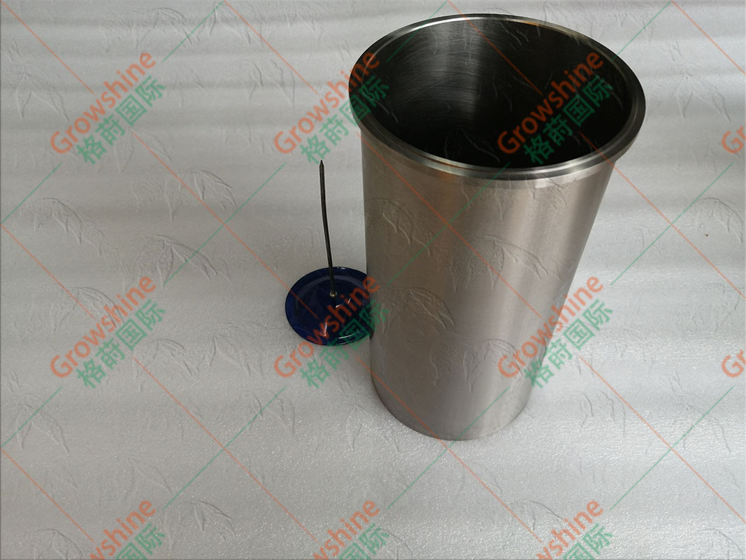 Growshine供应小松(Komatsu)发动机缸套：6222-23-2211, 6221-21-2210, 6222-21-2210, 6222-23-2210