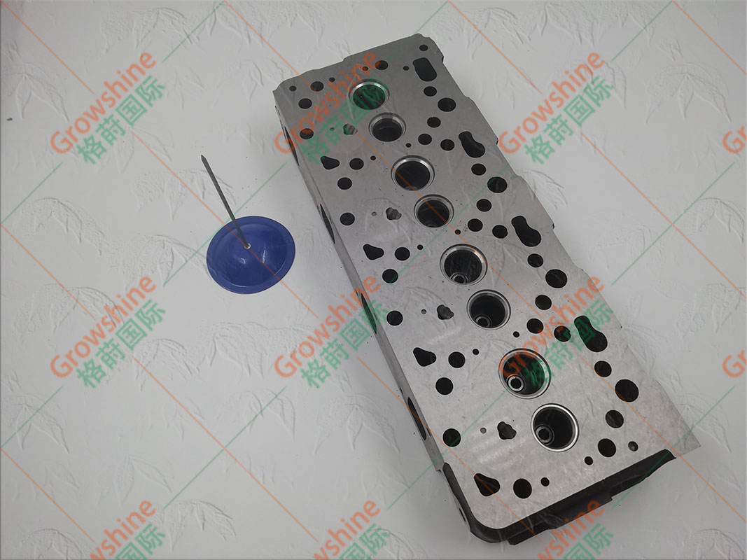 Growshine 格莳国际供应久保田Kubota V1505发动机缸盖 零件号 16062-03045 (1606203045) 与 16394-03040 (1639403040)